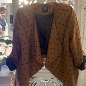 Polka Dot Crop lightweight thin Blazer. Size M.